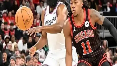 特狮惊艳亮相赫罗纳，与阿朗戈传奇之子共战绿茵场！