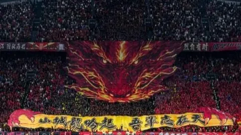 阿森纳争锋：阿尔特塔力促引进维拉顶级射手梦幻新援